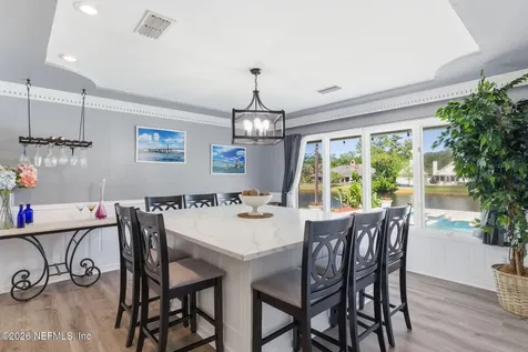 8179 Woodpecker Trail Jacksonville FL 32256