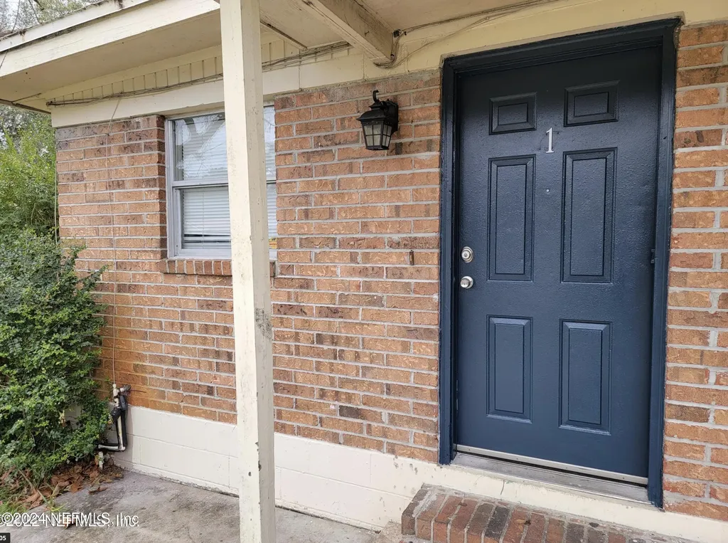 1443 Winnebago Avenue Jacksonville FL 32210