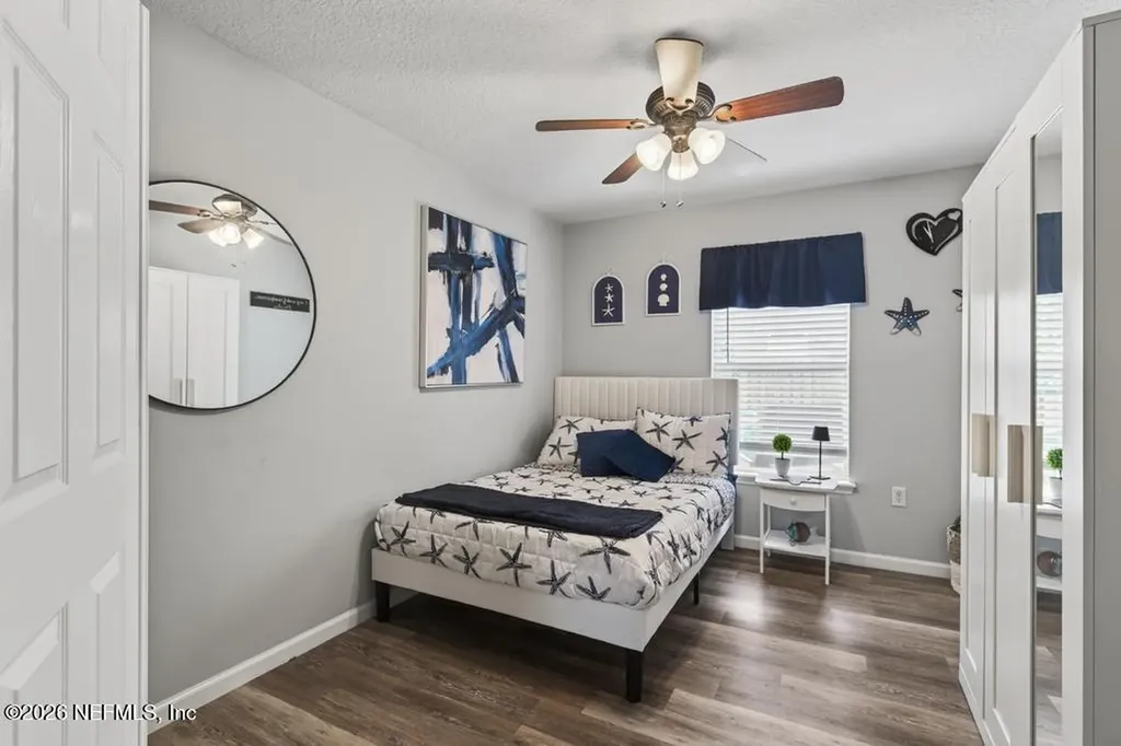1472 Dunns Lake Drive Jacksonville FL 32218