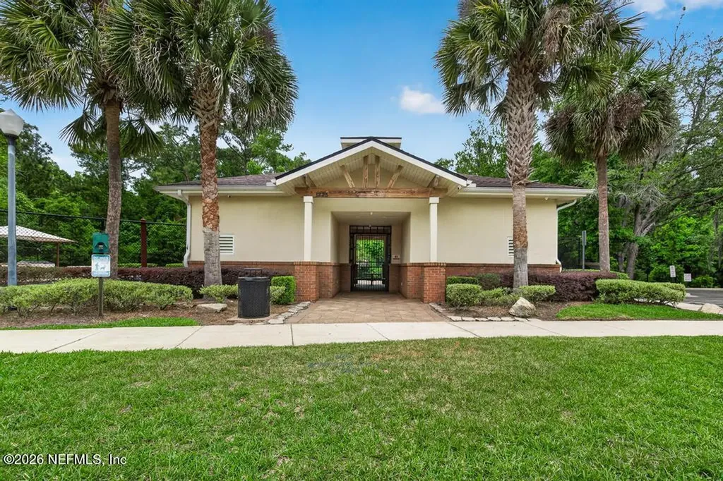 1472 Dunns Lake Drive Jacksonville FL 32218