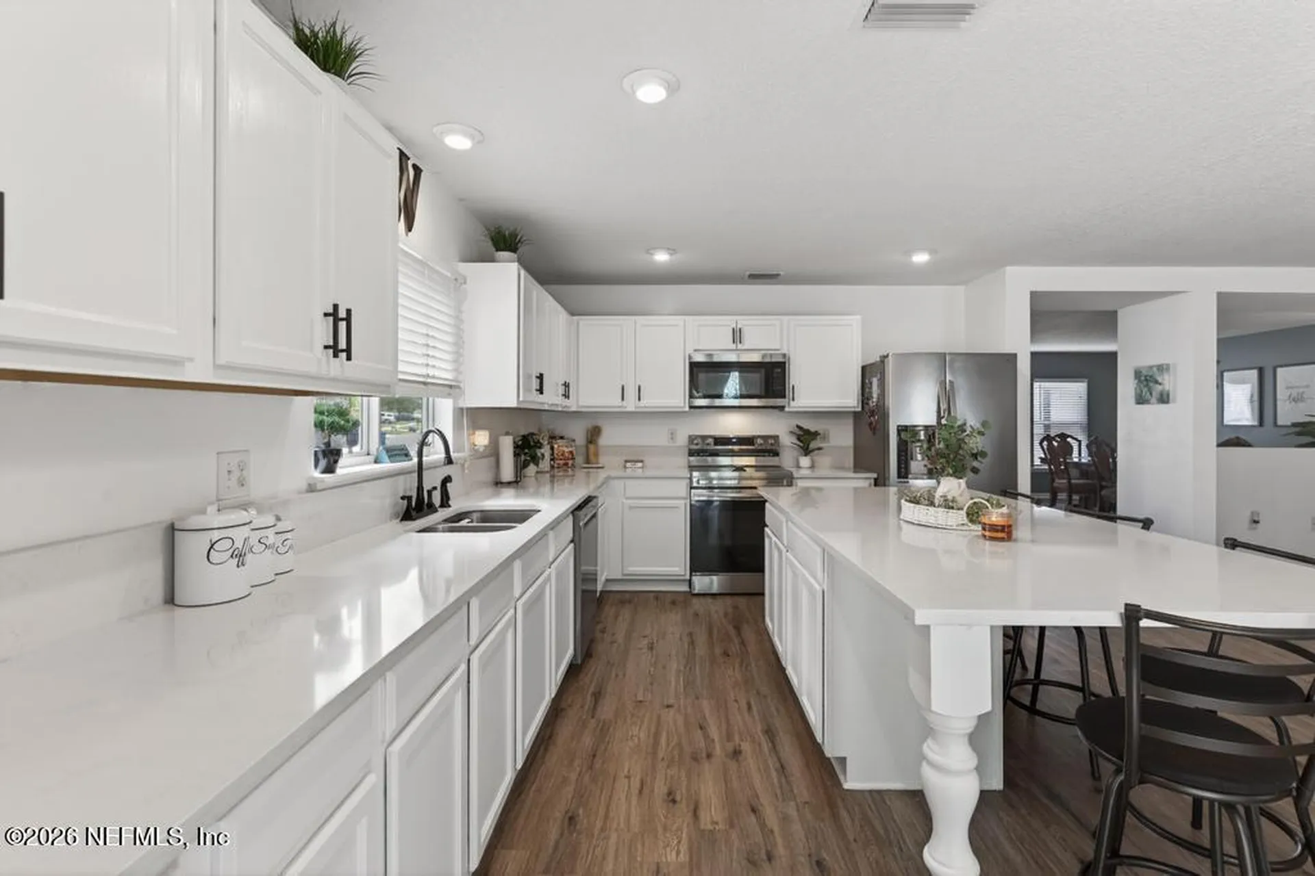 1472 Dunns Lake Drive Jacksonville FL 32218