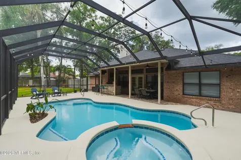 309 Ashwood Court St. Johns FL 32259