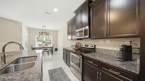 15475 Turkoman Circle Jacksonville FL 32218