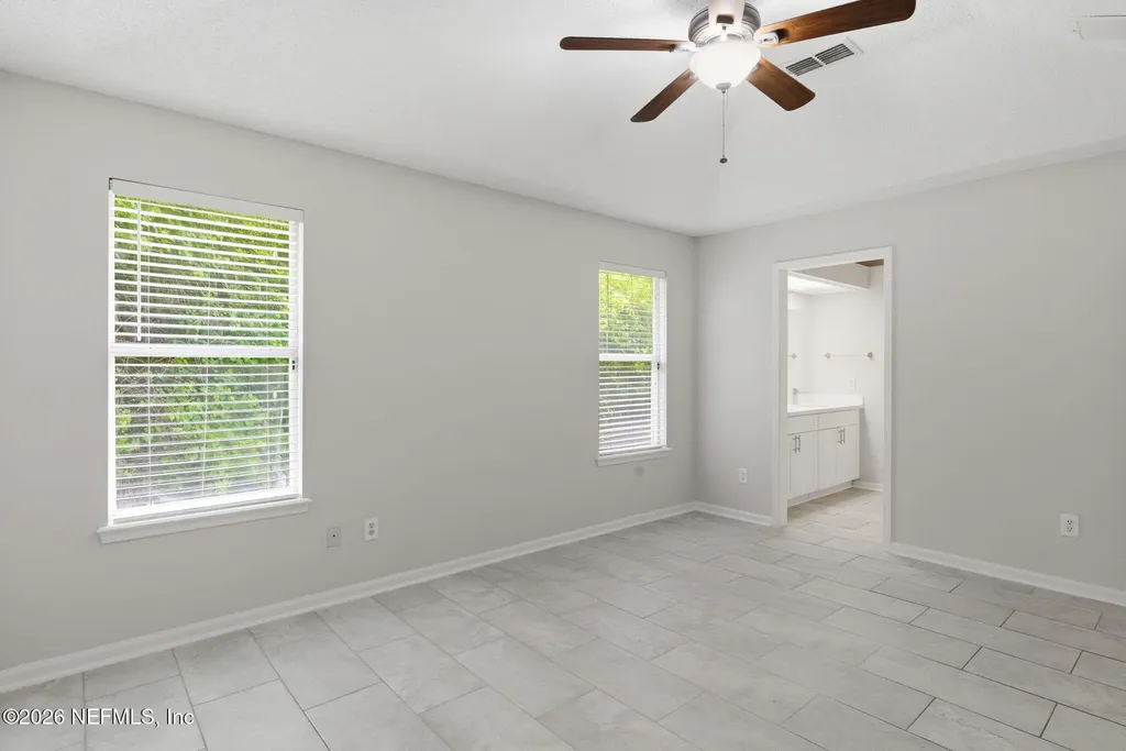 2352 Scenic View Court Jacksonville FL 32218