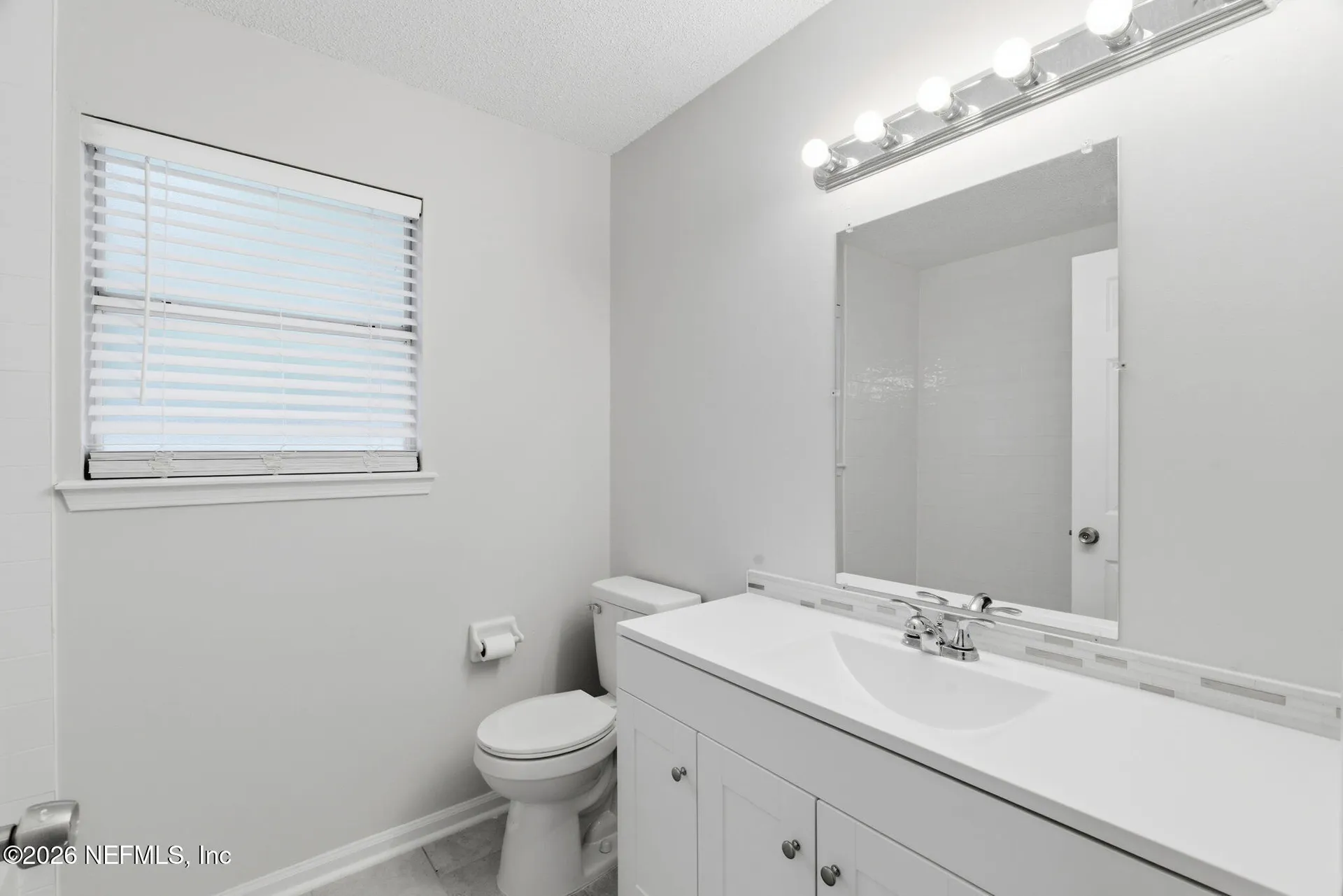 2352 Scenic View Court Jacksonville FL 32218