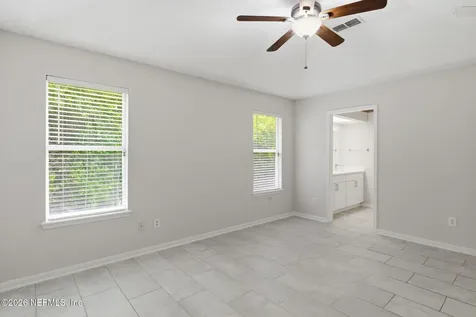 2352 Scenic View Court Jacksonville FL 32218