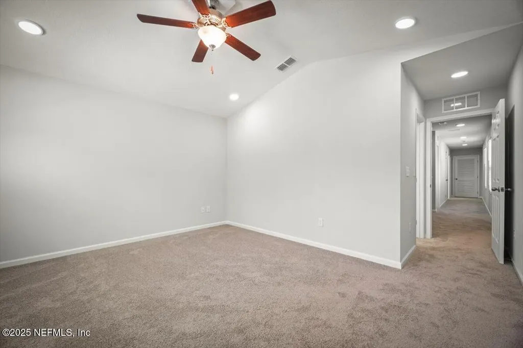 8918 Free Avenue Jacksonville FL 32211