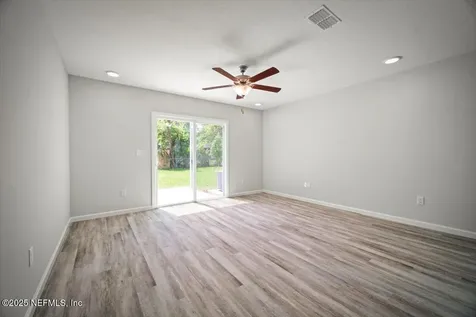 8918 Free Avenue Jacksonville FL 32211