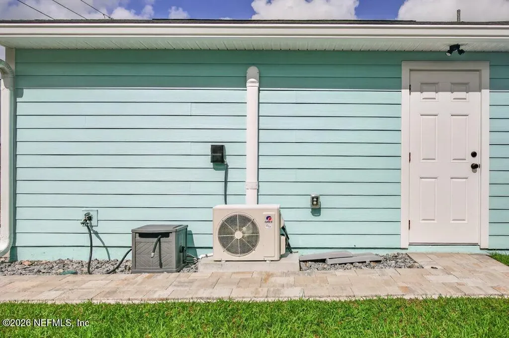 109 Azalea Road St. Augustine FL 32086