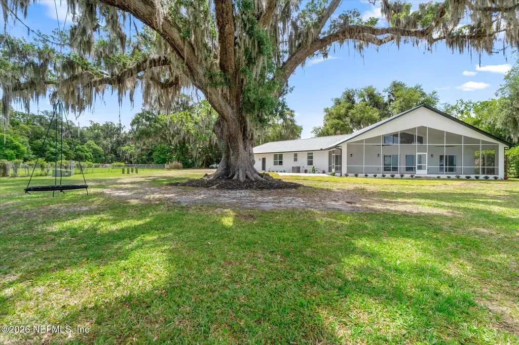 111 E Groveland Lane East Palatka FL 32131