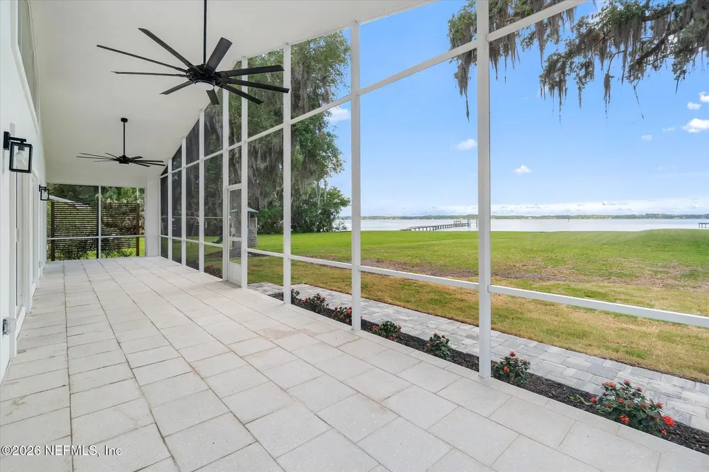 111 E Groveland Lane East Palatka FL 32131