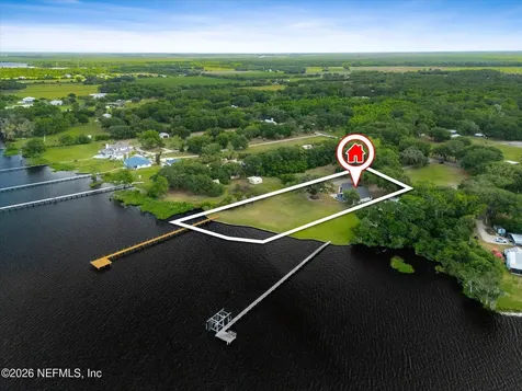 111 E Groveland Lane East Palatka FL 32131