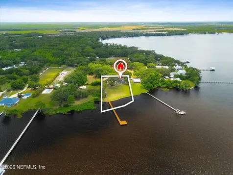 111 E Groveland Lane East Palatka FL 32131