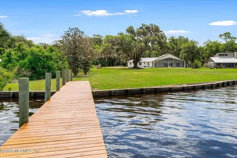 111 E Groveland Lane East Palatka FL 32131