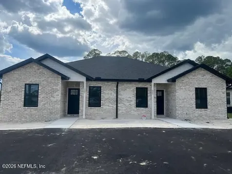 687 S Orange Street Starke FL 32091