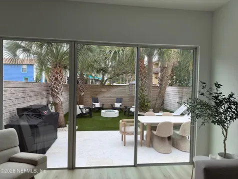 422 9th Avenue N Jacksonville Beach FL 32250