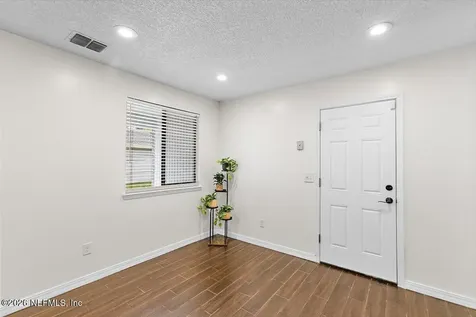4334 Lake Woodbourne Drive S Jacksonville FL 32217