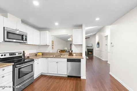 4334 Lake Woodbourne Drive S Jacksonville FL 32217