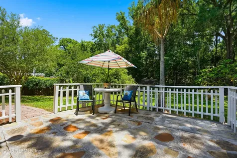 4239 Peachtree Circle E Jacksonville FL 32207