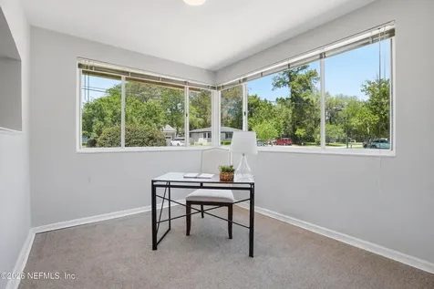 4239 Peachtree Circle E Jacksonville FL 32207