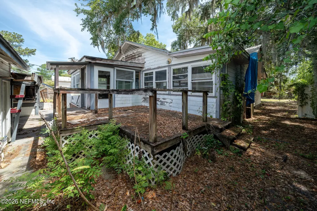 1860 Lake Shore Boulevard Jacksonville FL 32210