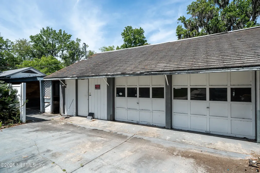 1860 Lake Shore Boulevard Jacksonville FL 32210
