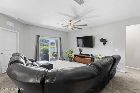 11595 Dunns Crossing Drive Jacksonville FL 32218