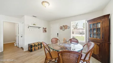 4744 Ridgewood Avenue Jacksonville FL 32207