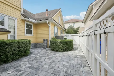 400 Central St. Augustine FL 32095