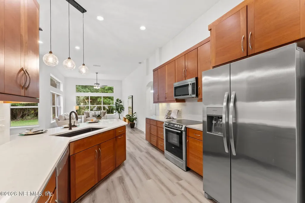 8275 Persimmon Hill Lane Jacksonville FL 32256