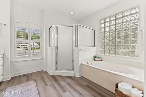 8275 Persimmon Hill Lane Jacksonville FL 32256