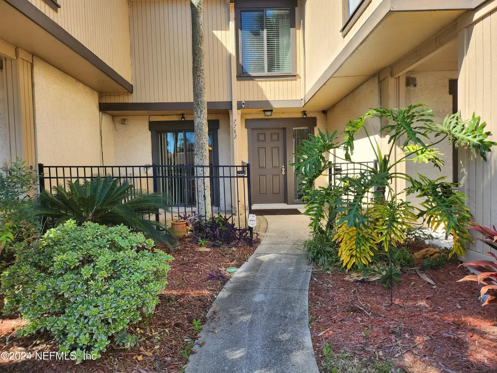7782 Las Palmas Way Jacksonville FL 32256