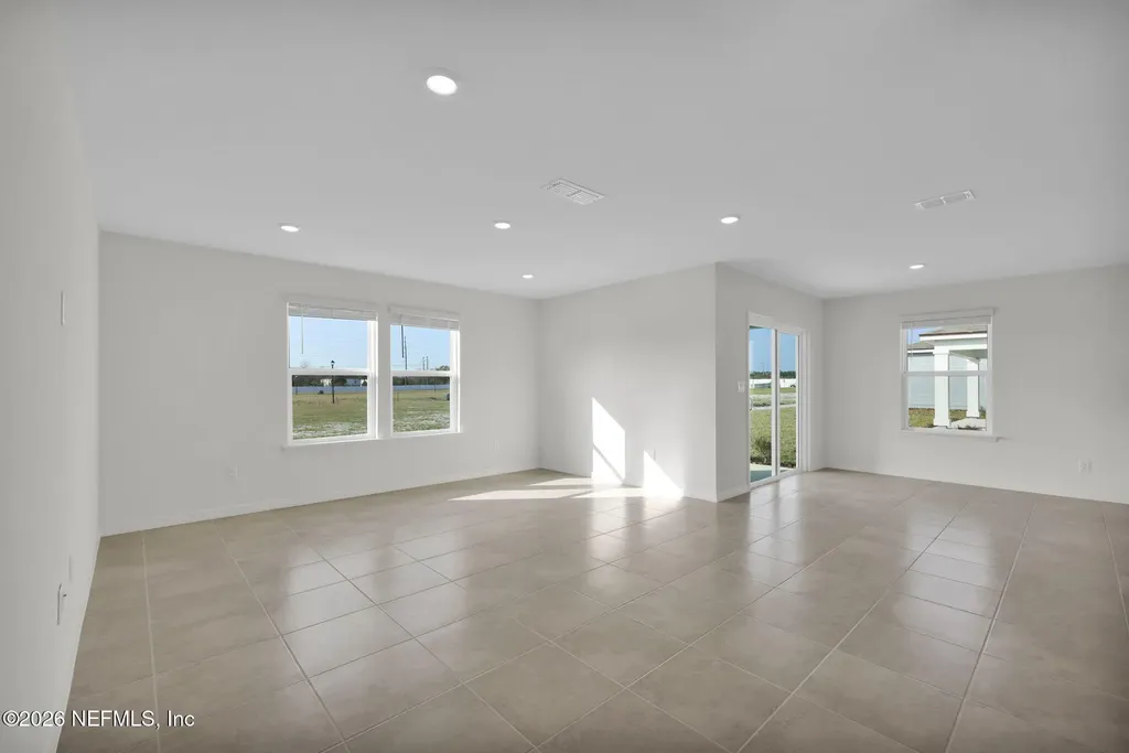 7081 Sandperch Street Jacksonville FL 32244