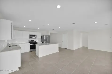 7081 Sandperch Street Jacksonville FL 32244