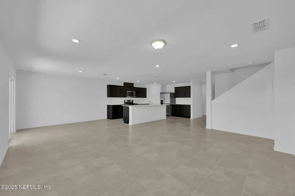 7076 Sandperch Street Jacksonville FL 32244