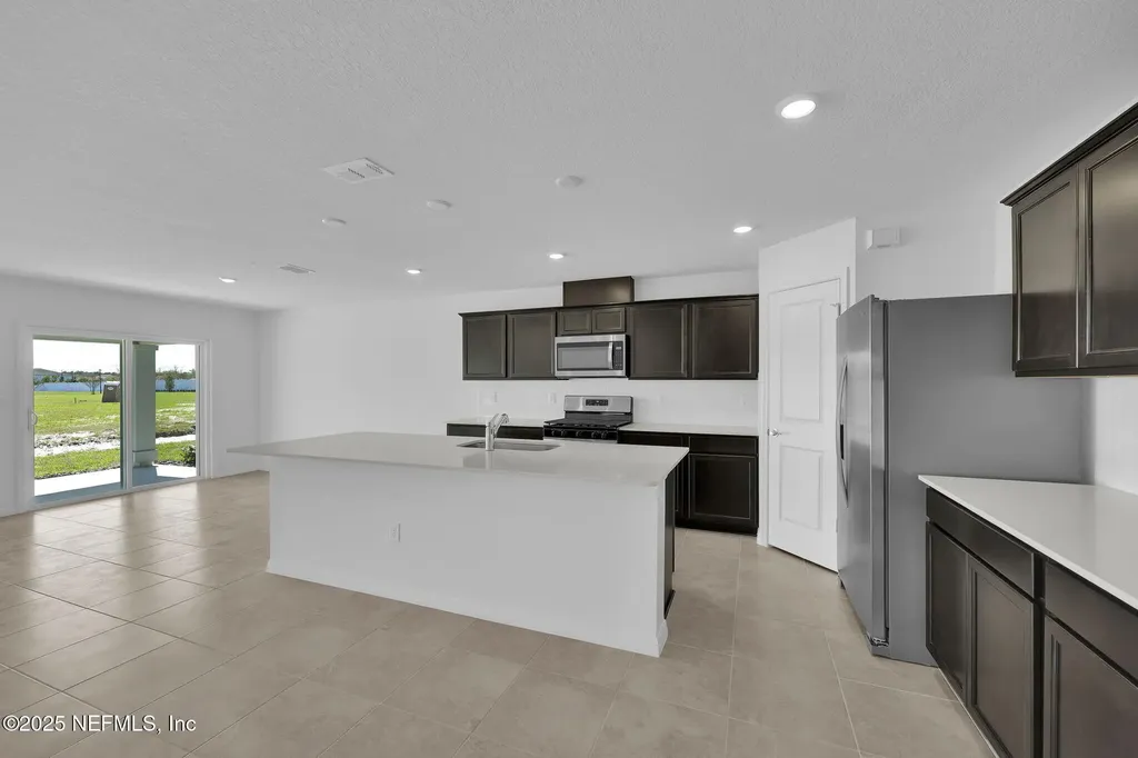 7076 Sandperch Street Jacksonville FL 32244
