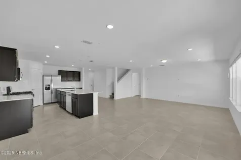 7076 Sandperch Street Jacksonville FL 32244