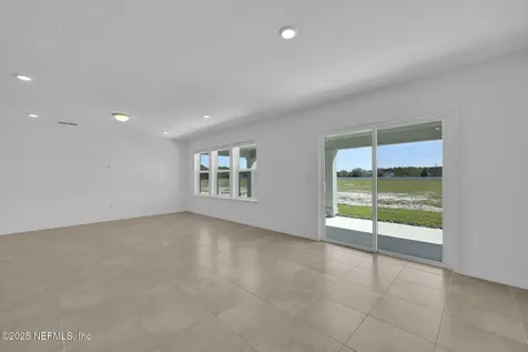 7076 Sandperch Street Jacksonville FL 32244