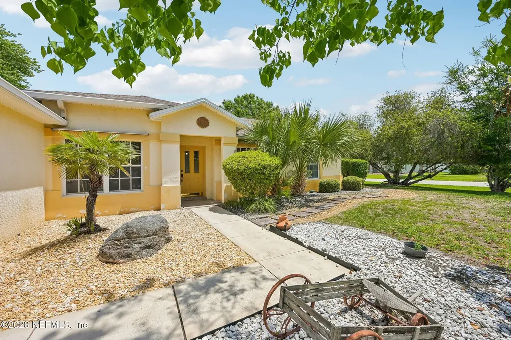 2 Birdseye Place Palm Coast FL 32137