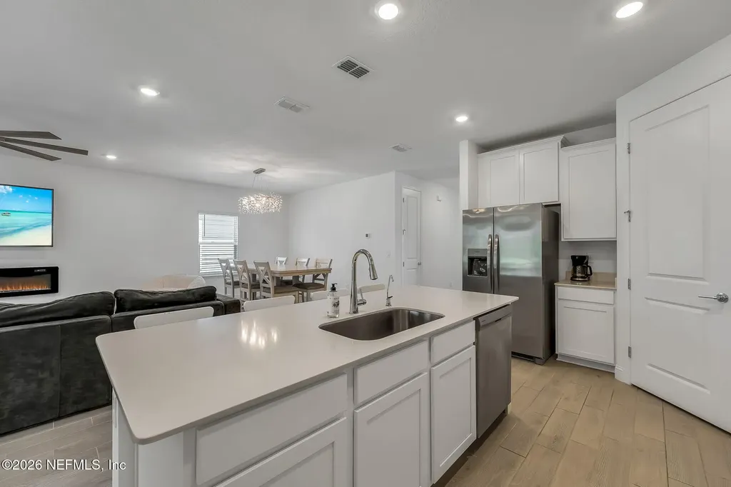 25 Neighbor Court St. Augustine FL 32092