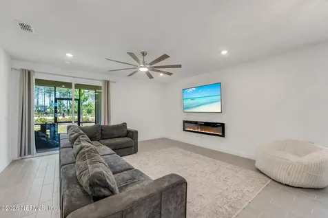 25 Neighbor Court St. Augustine FL 32092