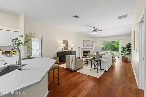 1224 Ribbon Road Jacksonville FL 32259