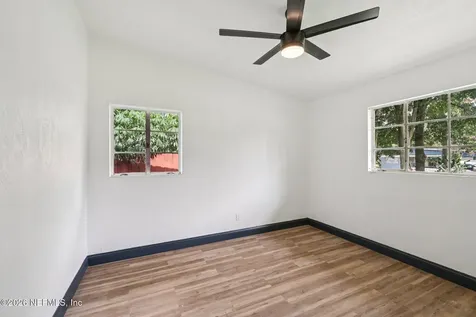 5347 Keystone Drive N Jacksonville FL 32216