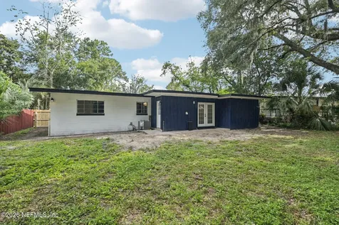5347 Keystone Drive N Jacksonville FL 32216