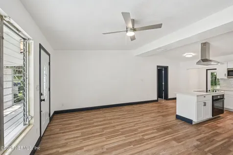 5347 Keystone Drive N Jacksonville FL 32216