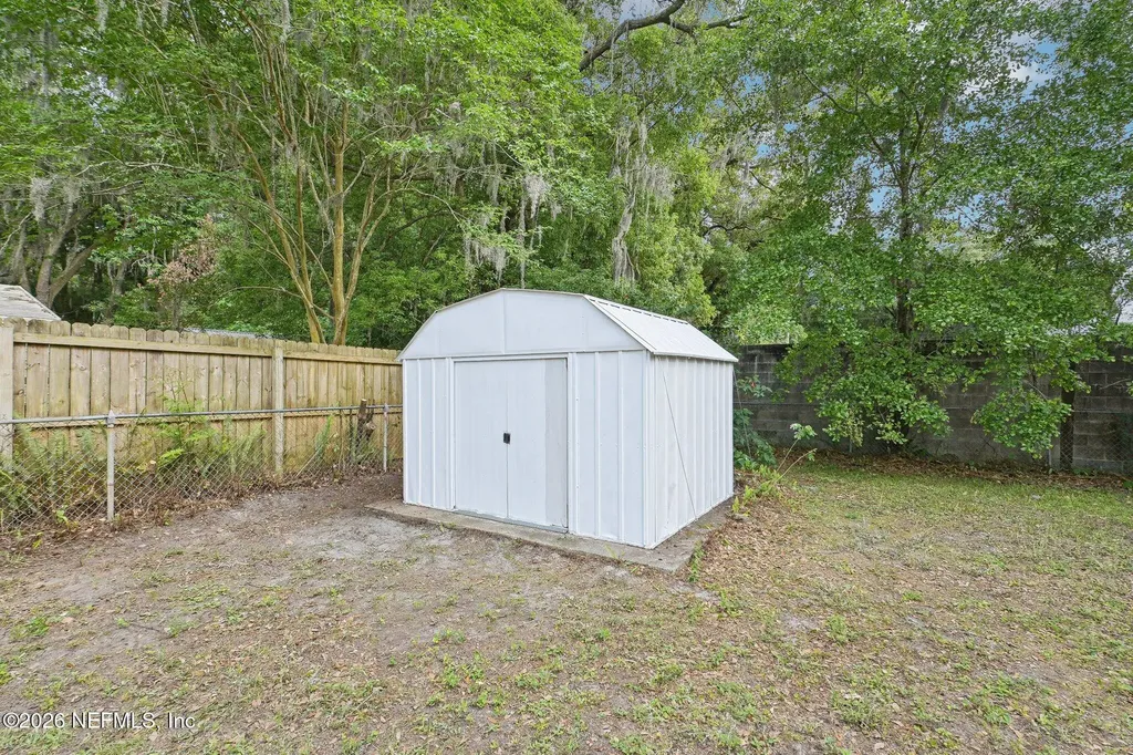 5444 Keystone Drive S Jacksonville FL 32207