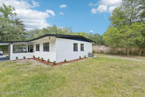 5444 Keystone Drive S Jacksonville FL 32207