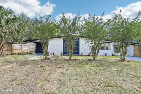 5444 Keystone Drive S Jacksonville FL 32207