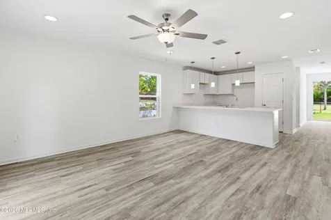 8942 5th Avenue Jacksonville FL 32208