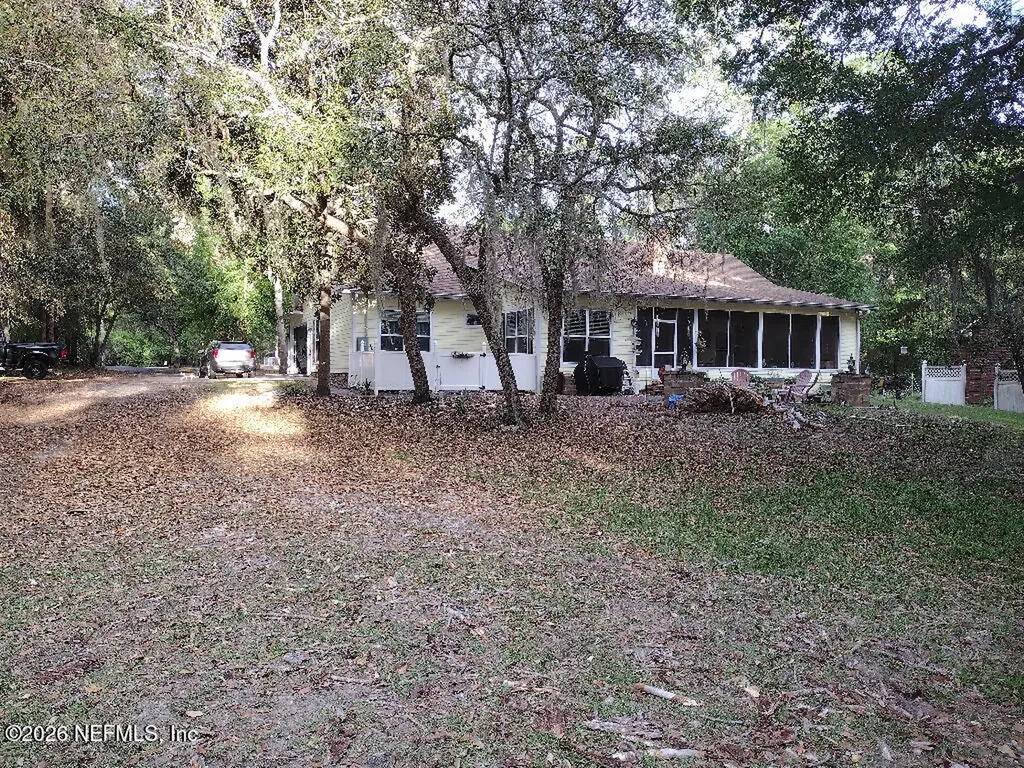 486 Lakeshore Drive Starke FL 32091